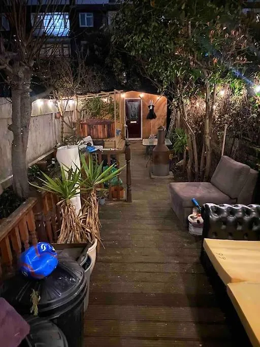 3Bed 2Bath Poplar Townhouse Villa London United Kingdom